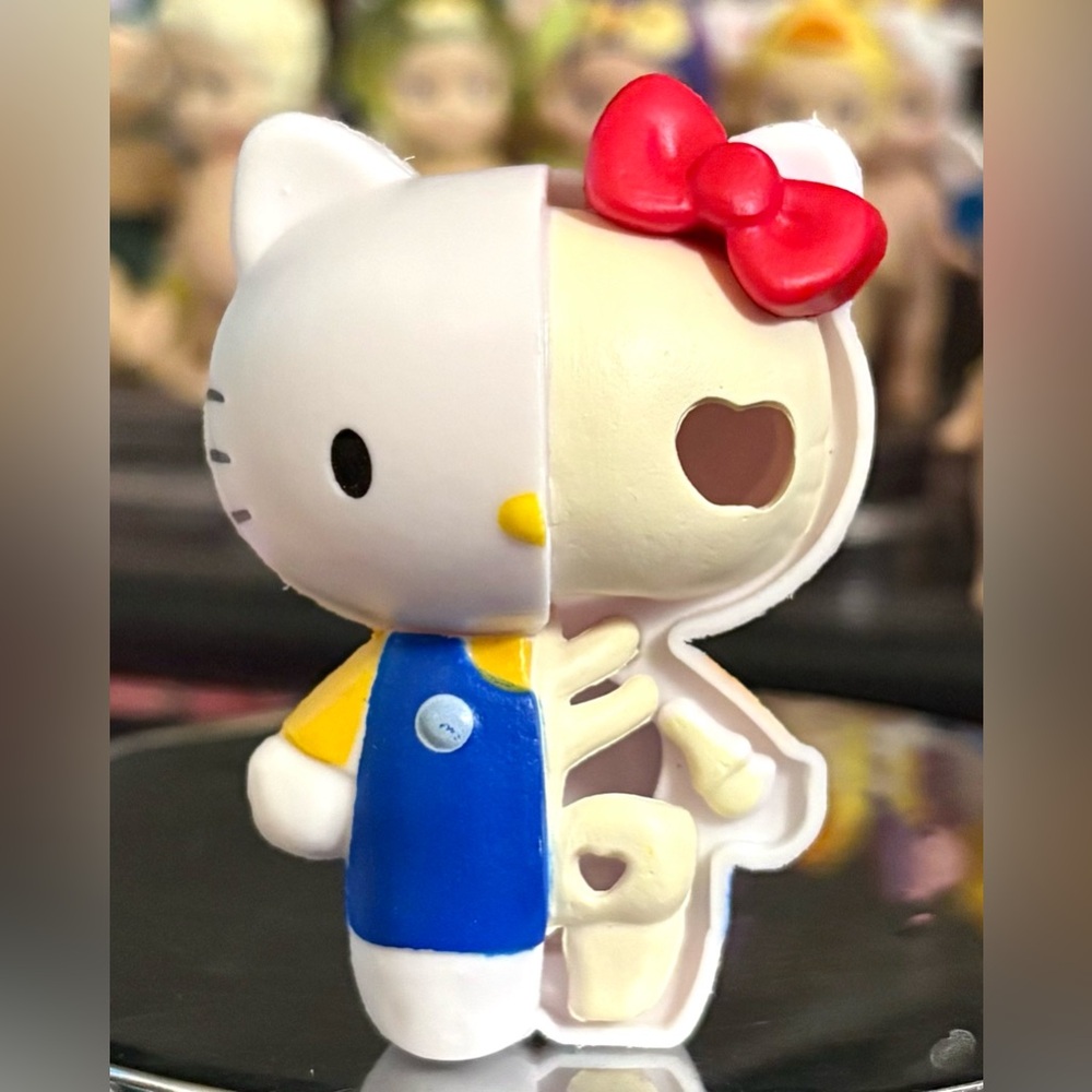 Sanrio Hello Kitty Anatomy Skeleton Collectible Art Figure